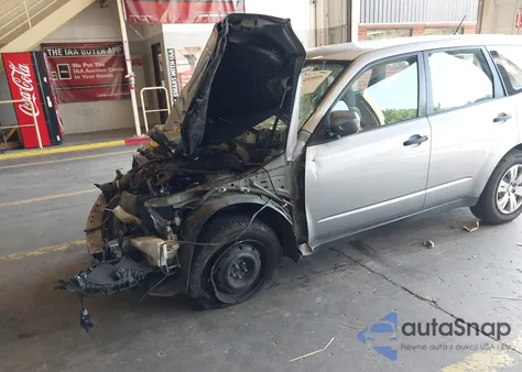 2011 Subaru Forester 2.5X из США, поврежденный, VIN JF2SHAAC3BH734380